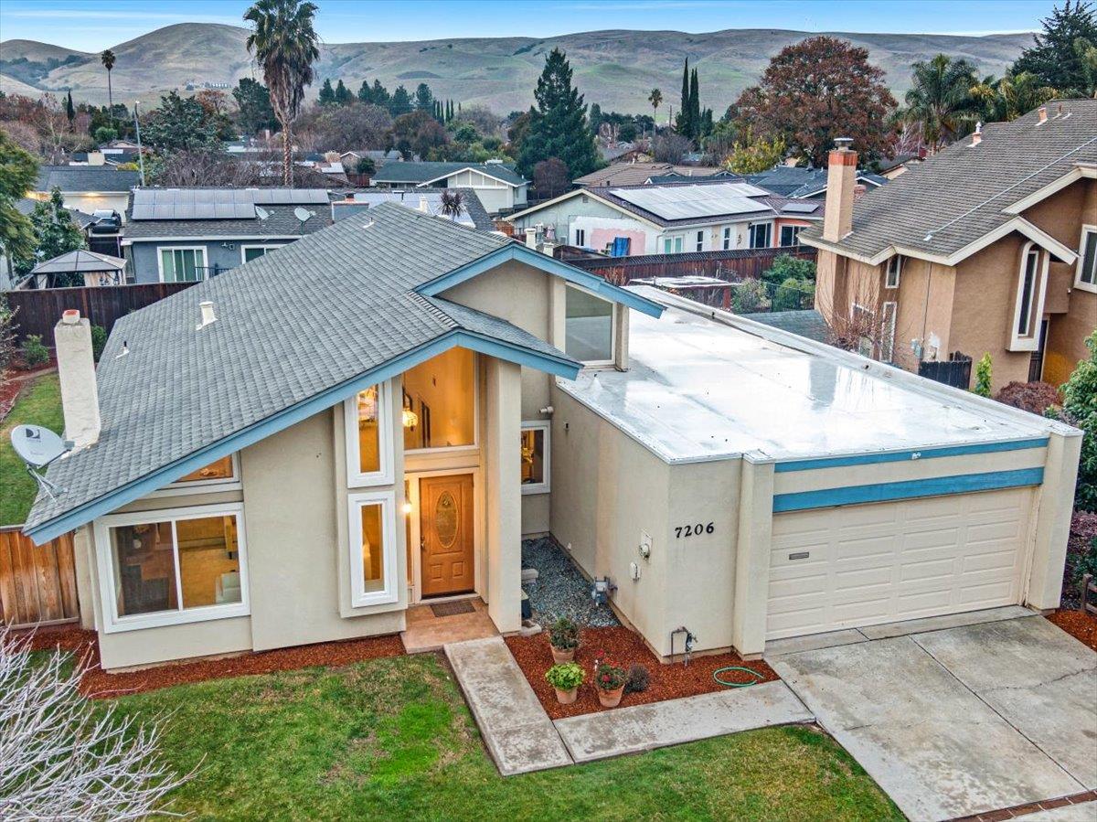 7206 Via Lomas