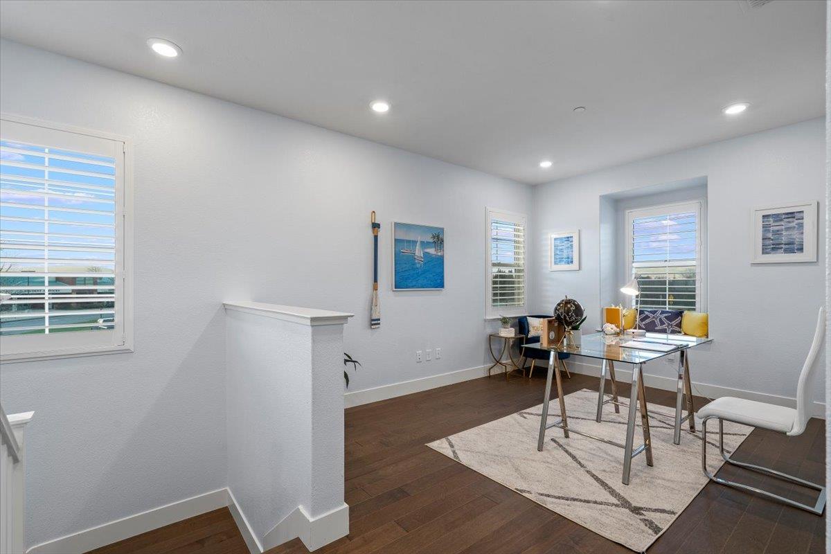 1571 Zephyr PL