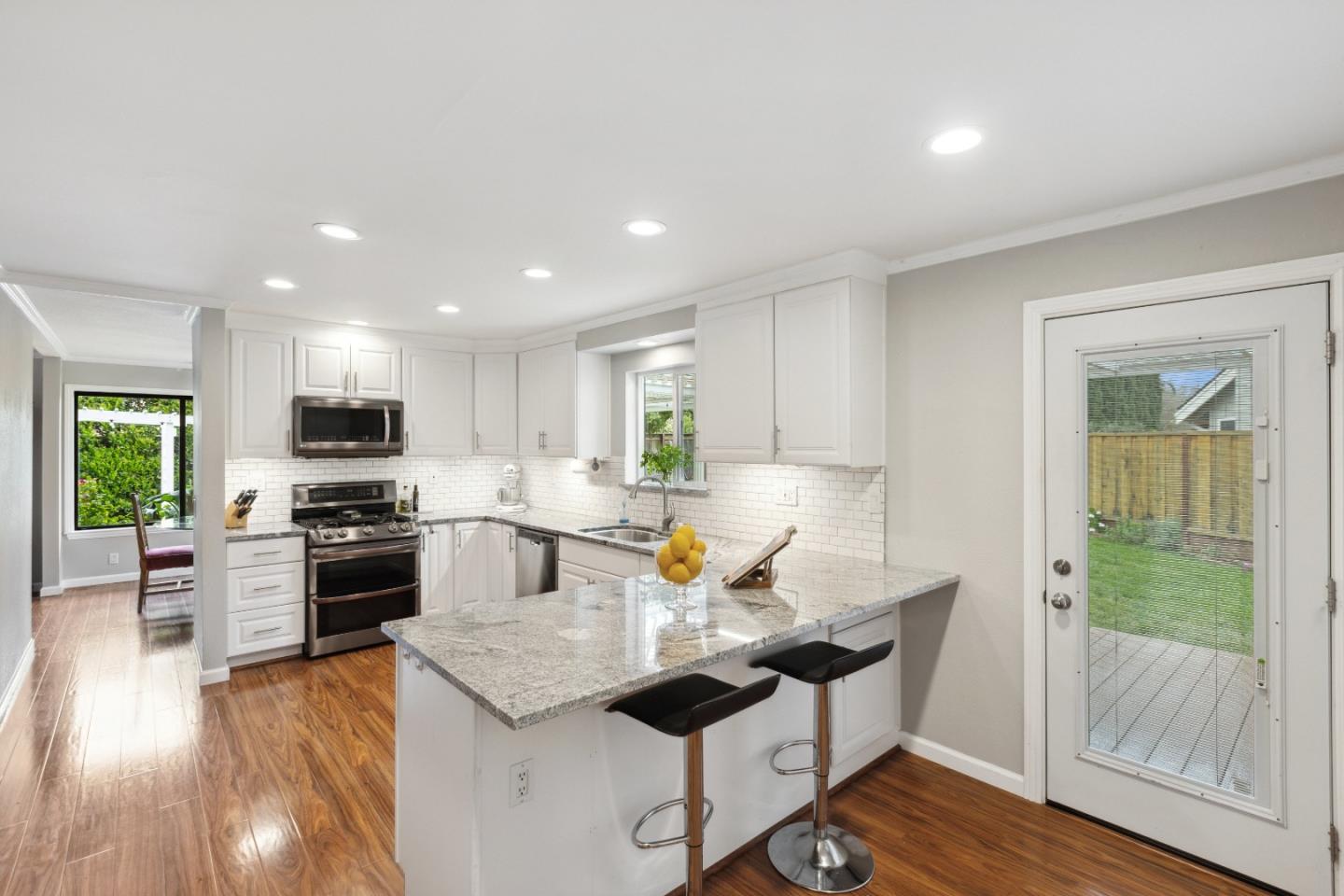 17586 Carriage Lamp WAY