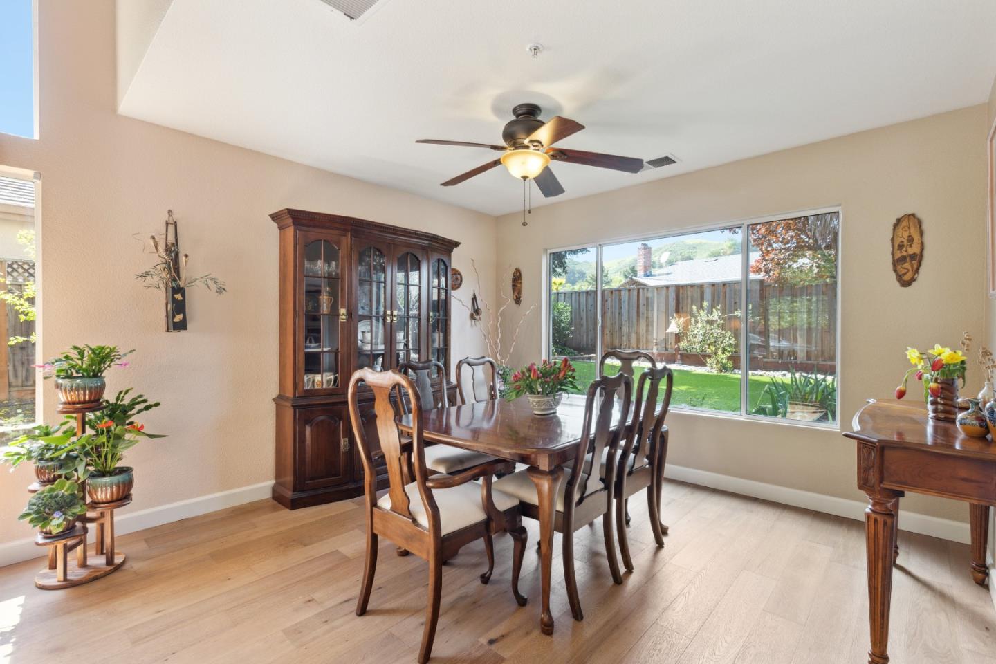 15360 La Rocca DR