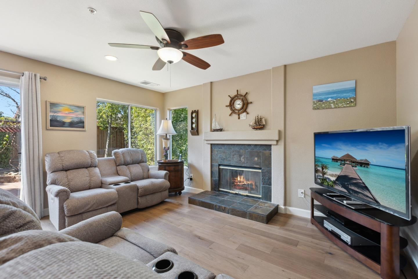 15360 La Rocca DR