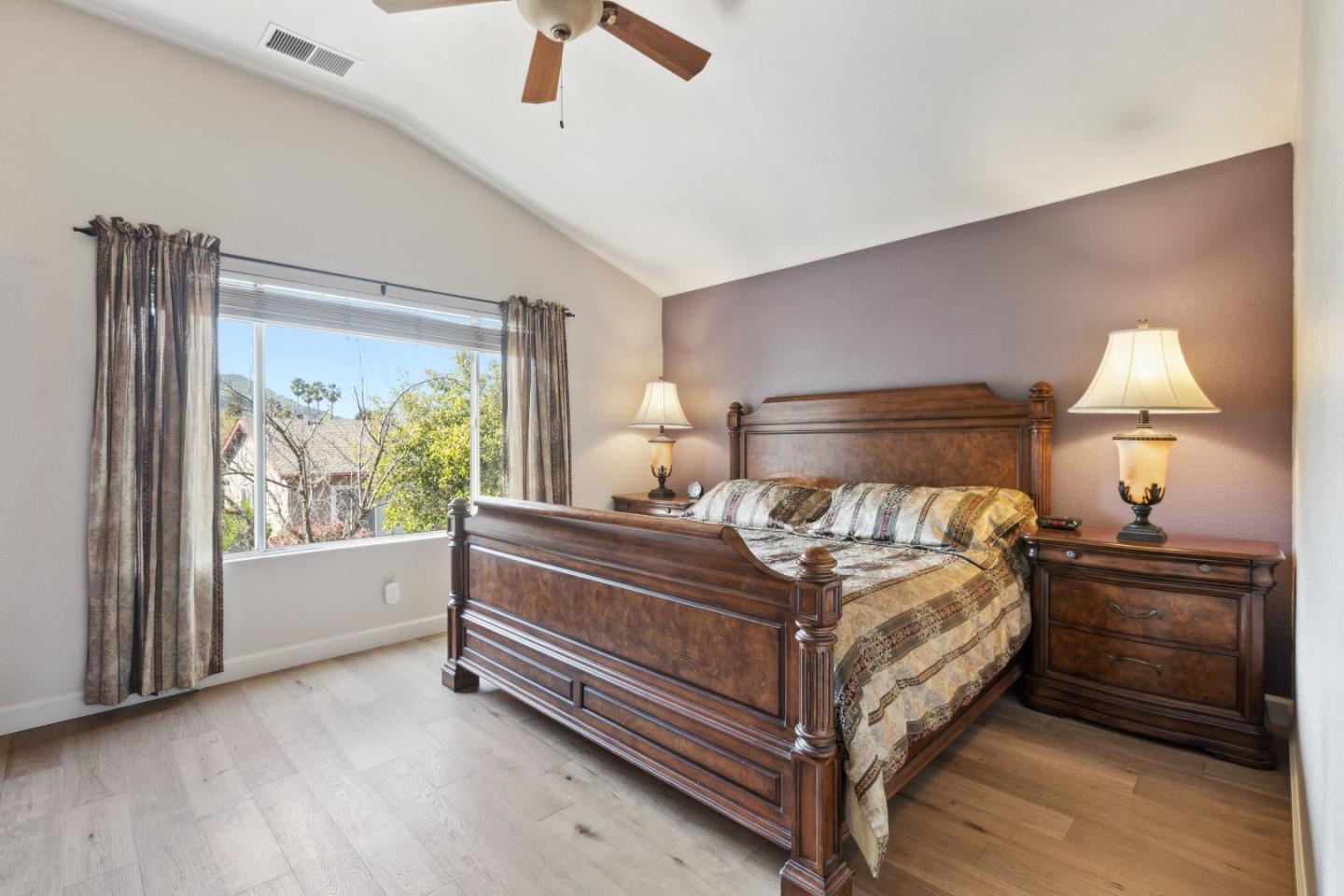 15360 La Rocca DR
