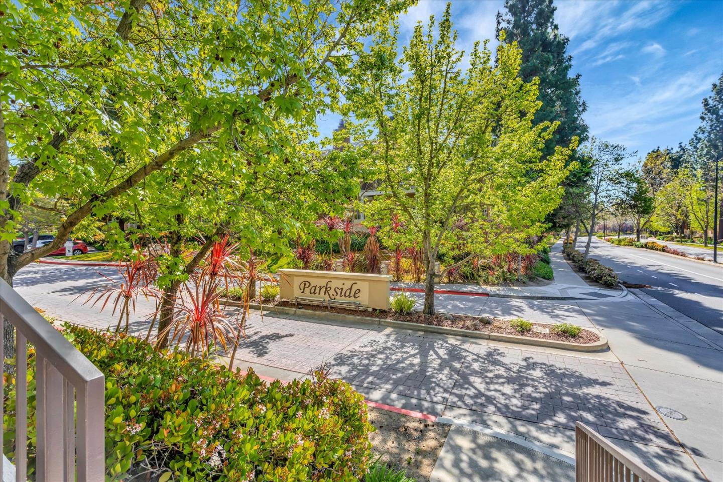 401 Camille CIR 11