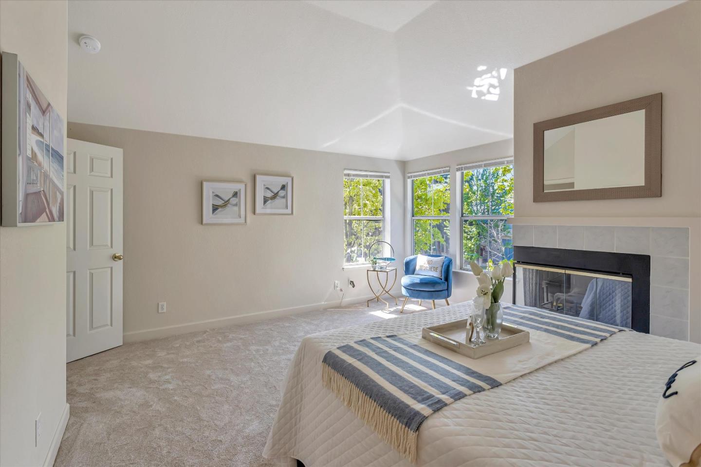 401 Camille CIR 11