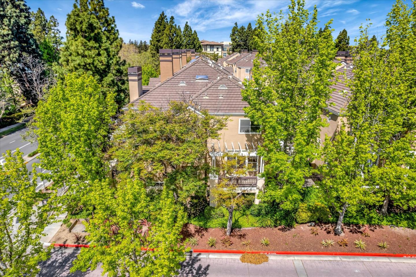 401 Camille CIR 11