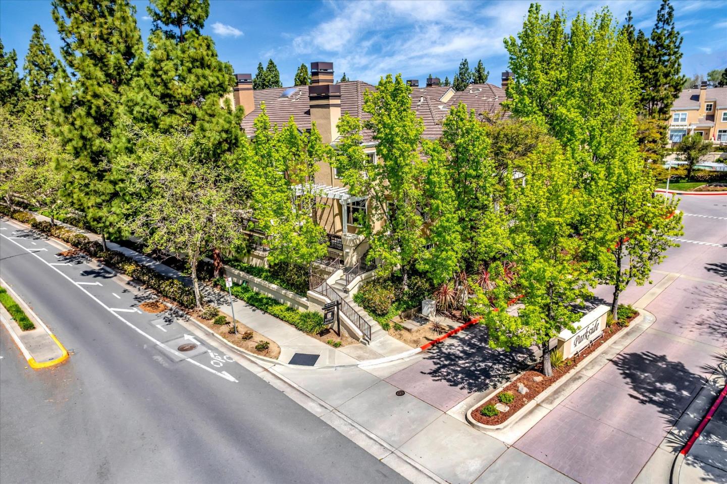 401 Camille CIR 11