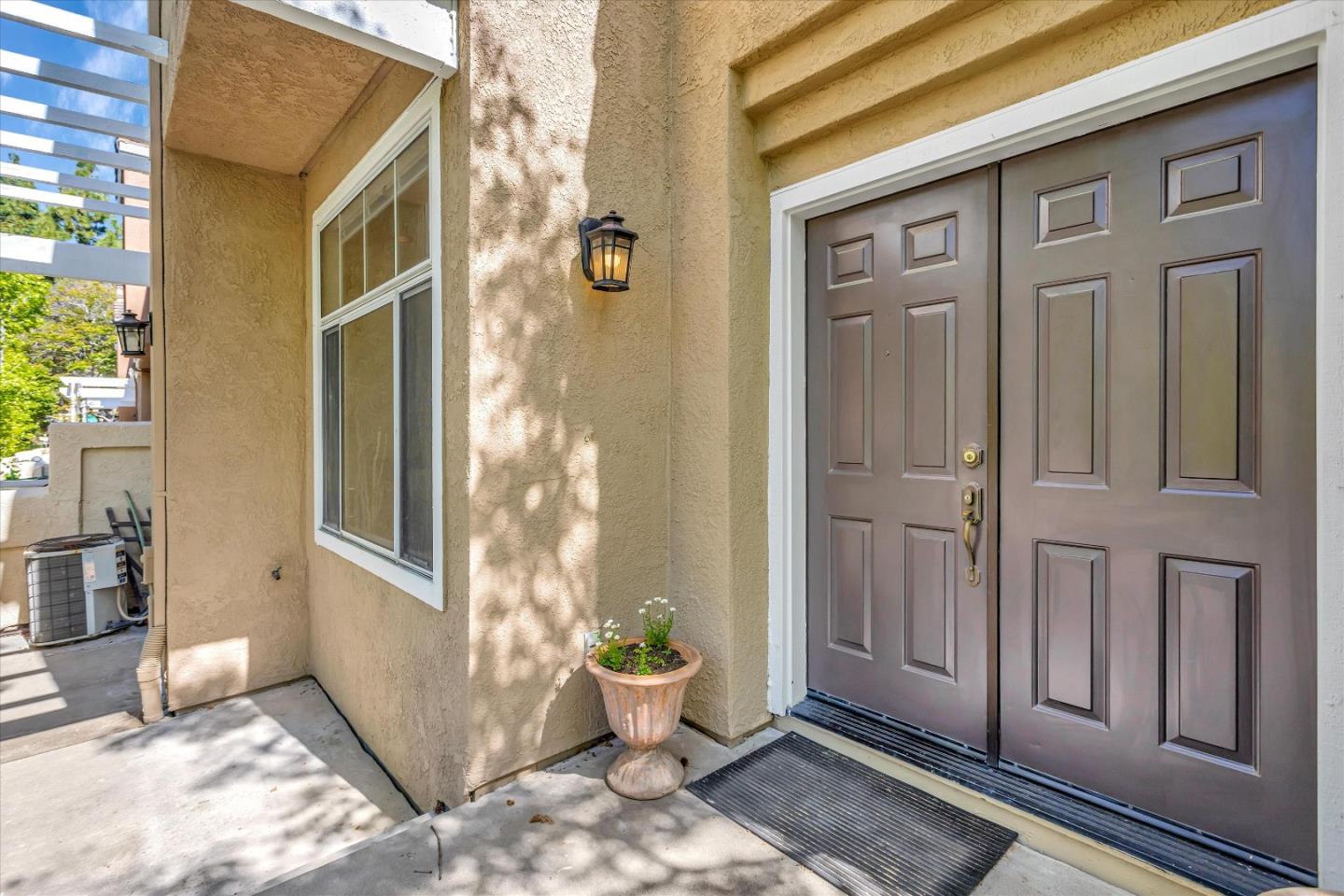 401 Camille CIR 11