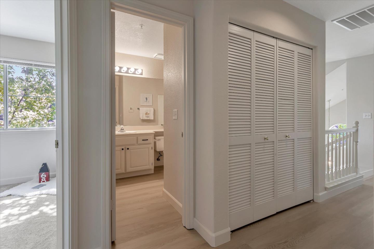 401 Camille CIR 11