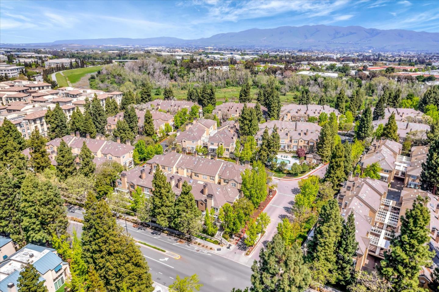 401 Camille CIR 11