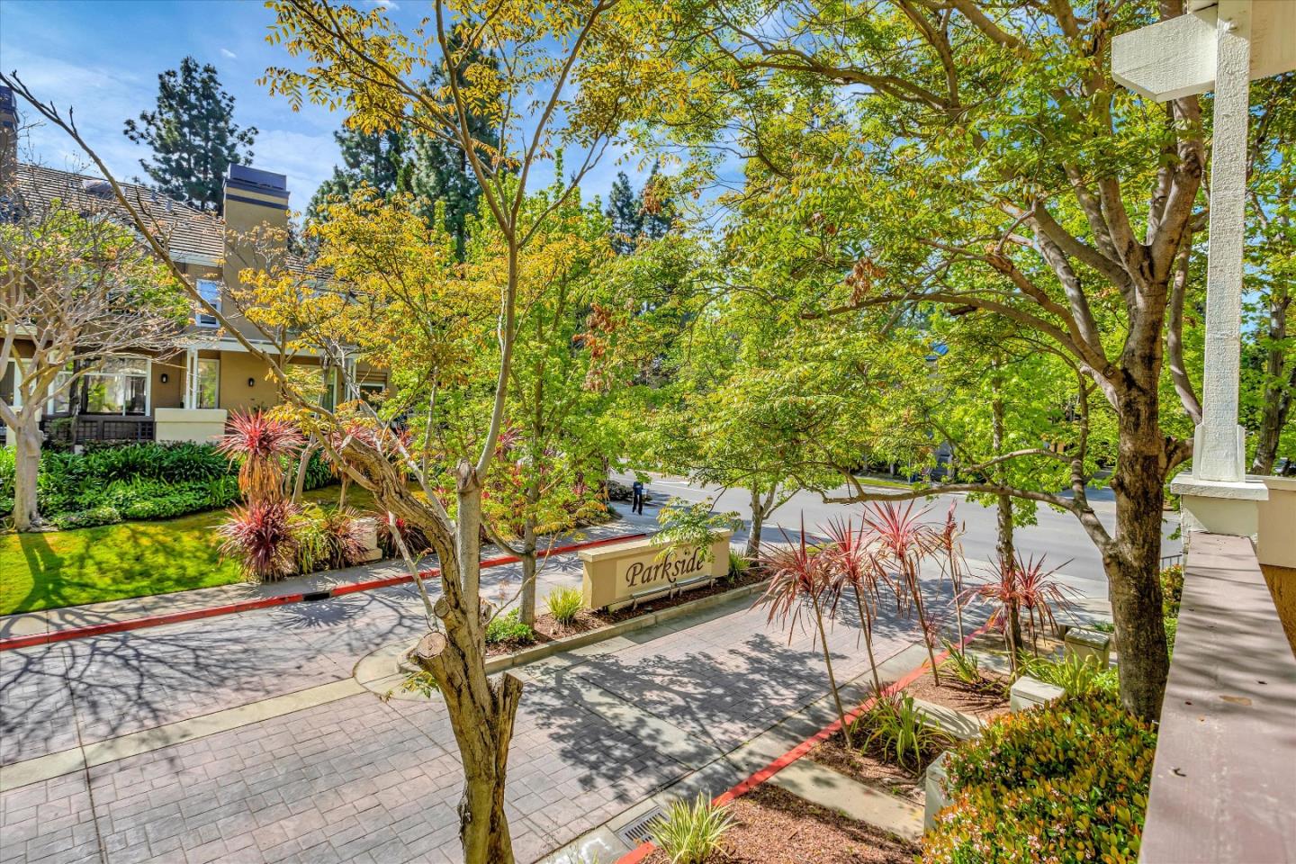 401 Camille CIR 11