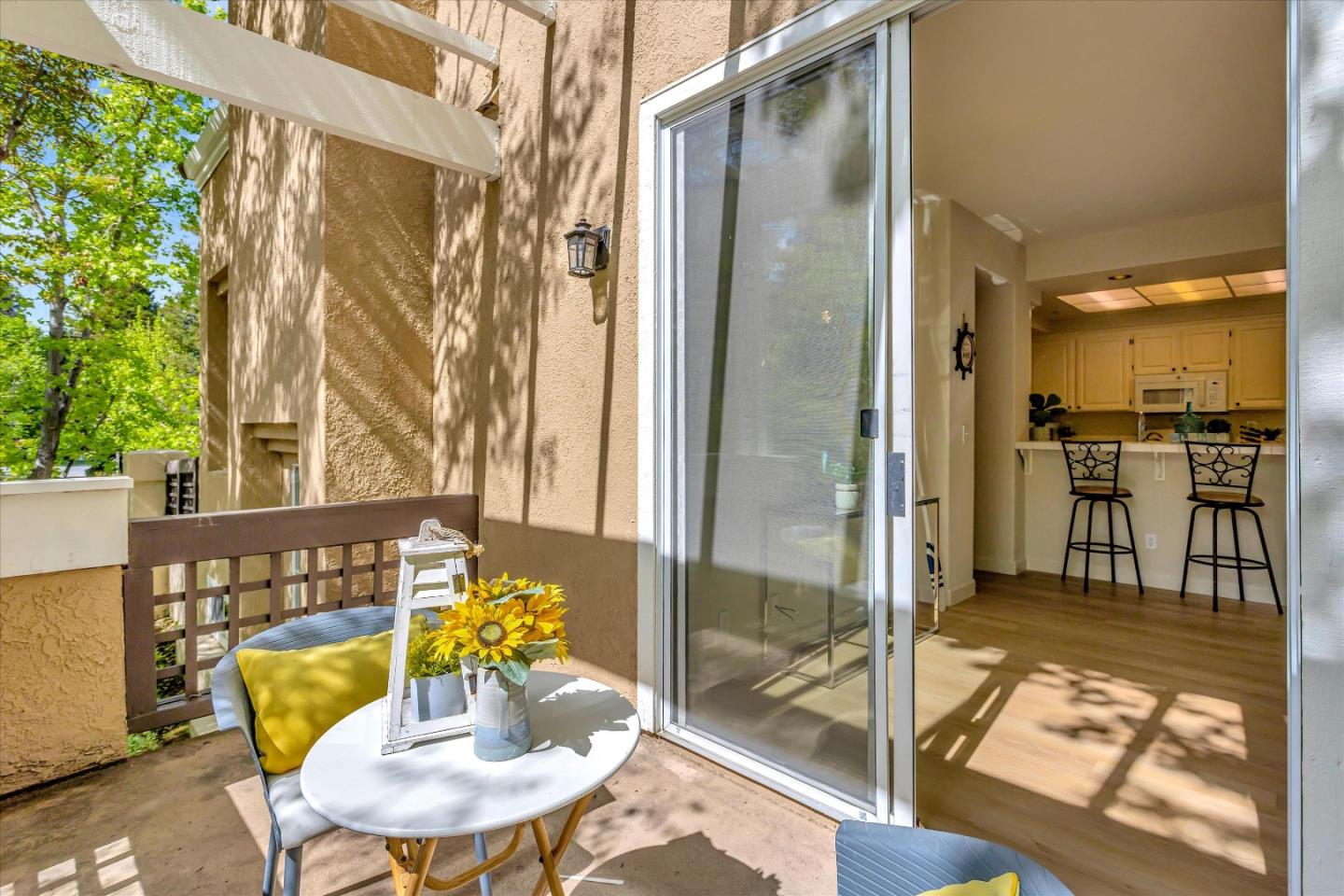 401 Camille CIR 11