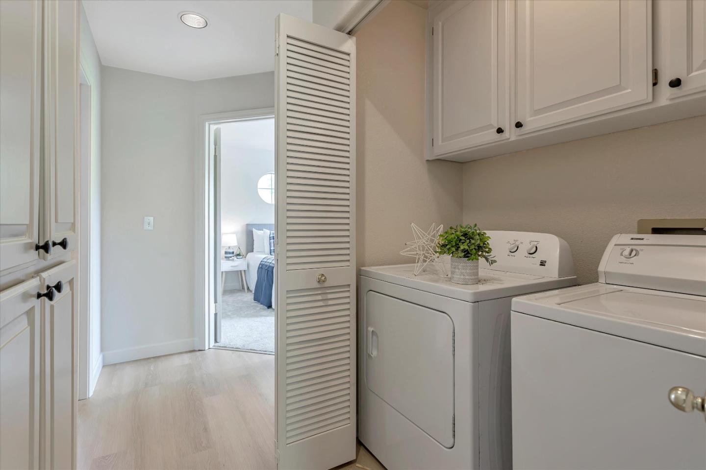 401 Camille CIR 11