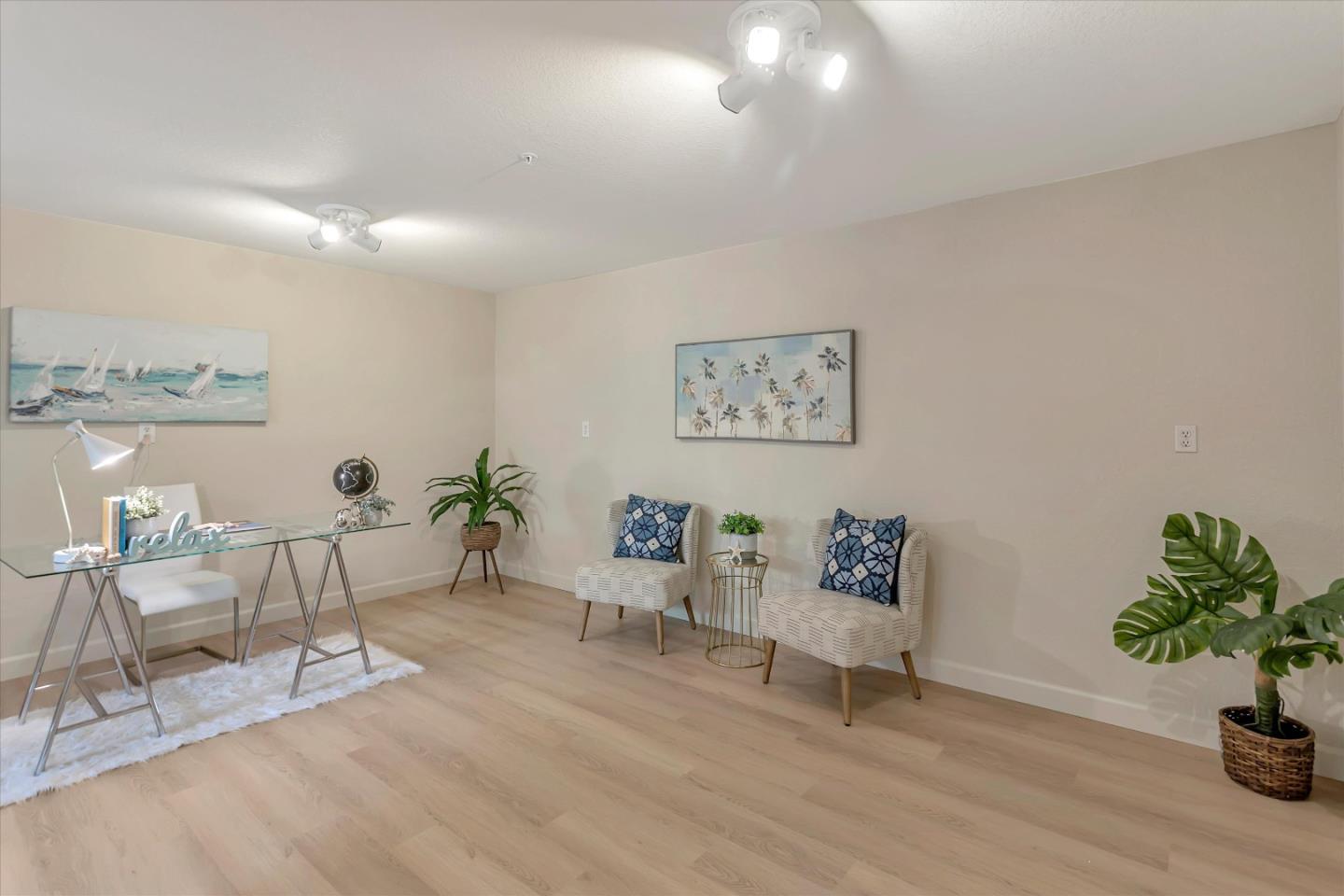 401 Camille CIR 11