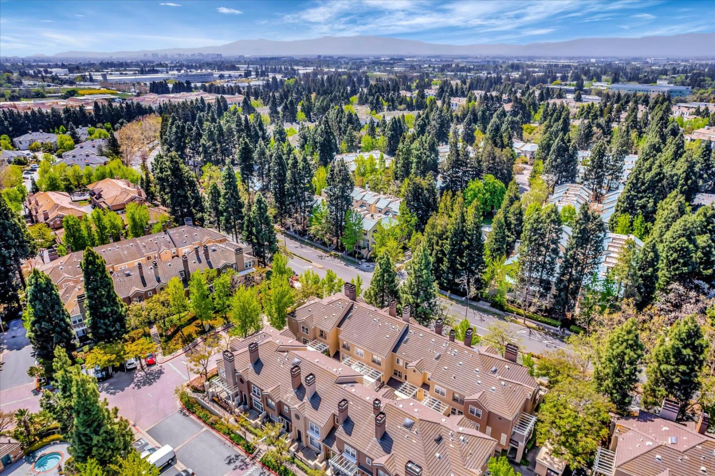401 Camille CIR 11