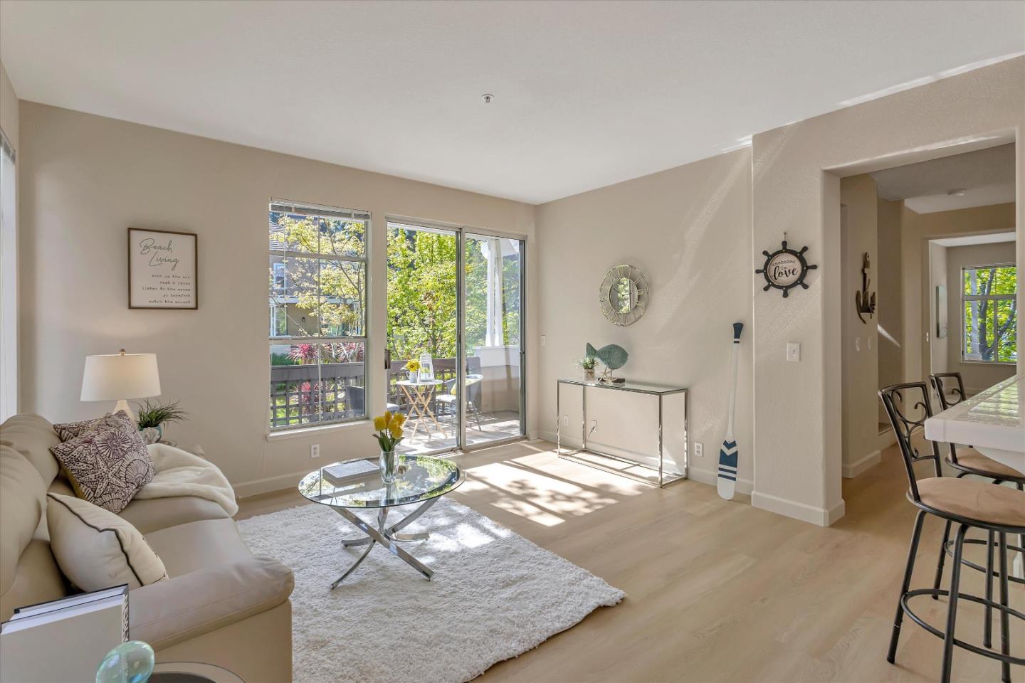 401 Camille CIR 11