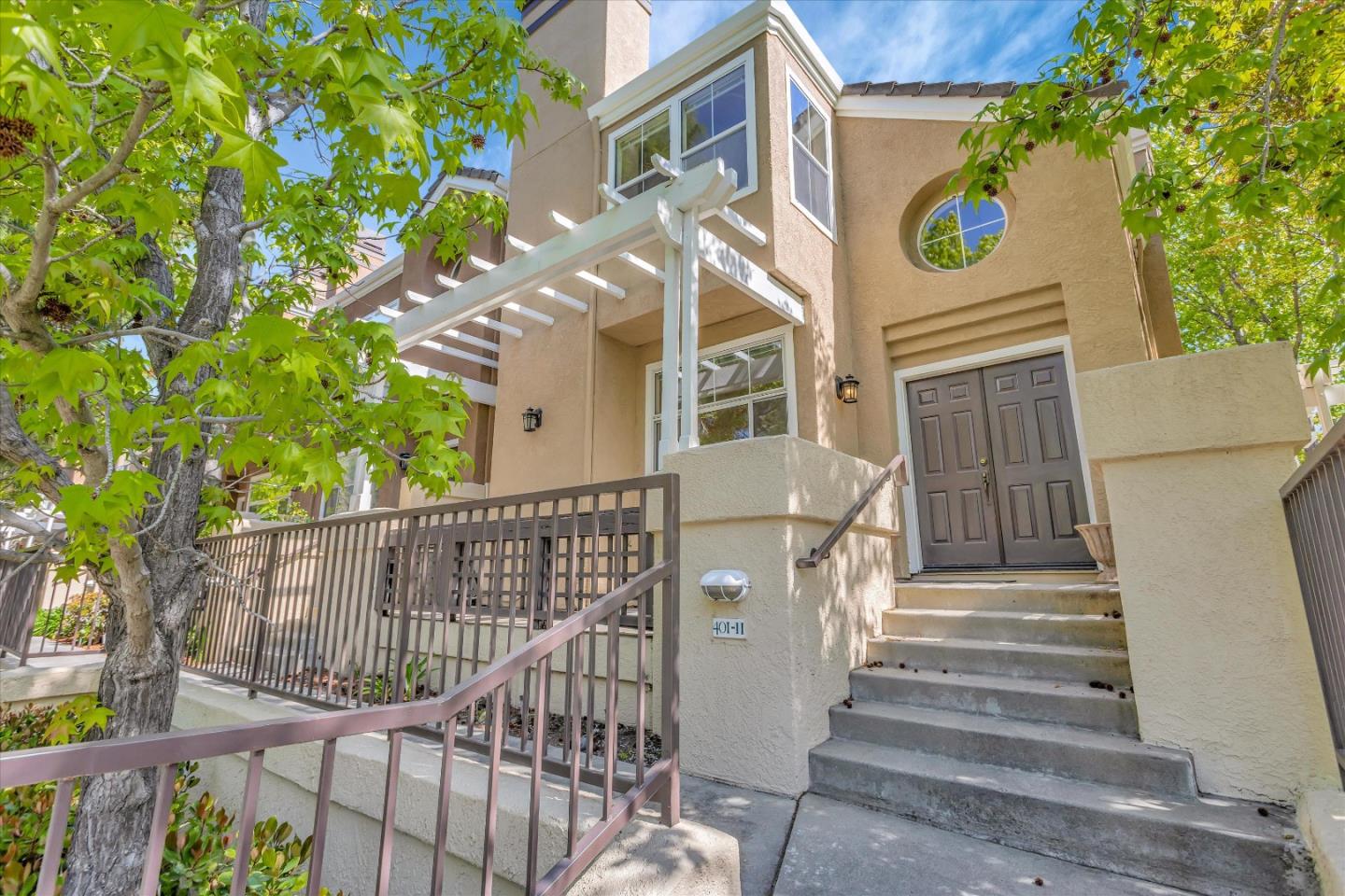 401 Camille CIR 11