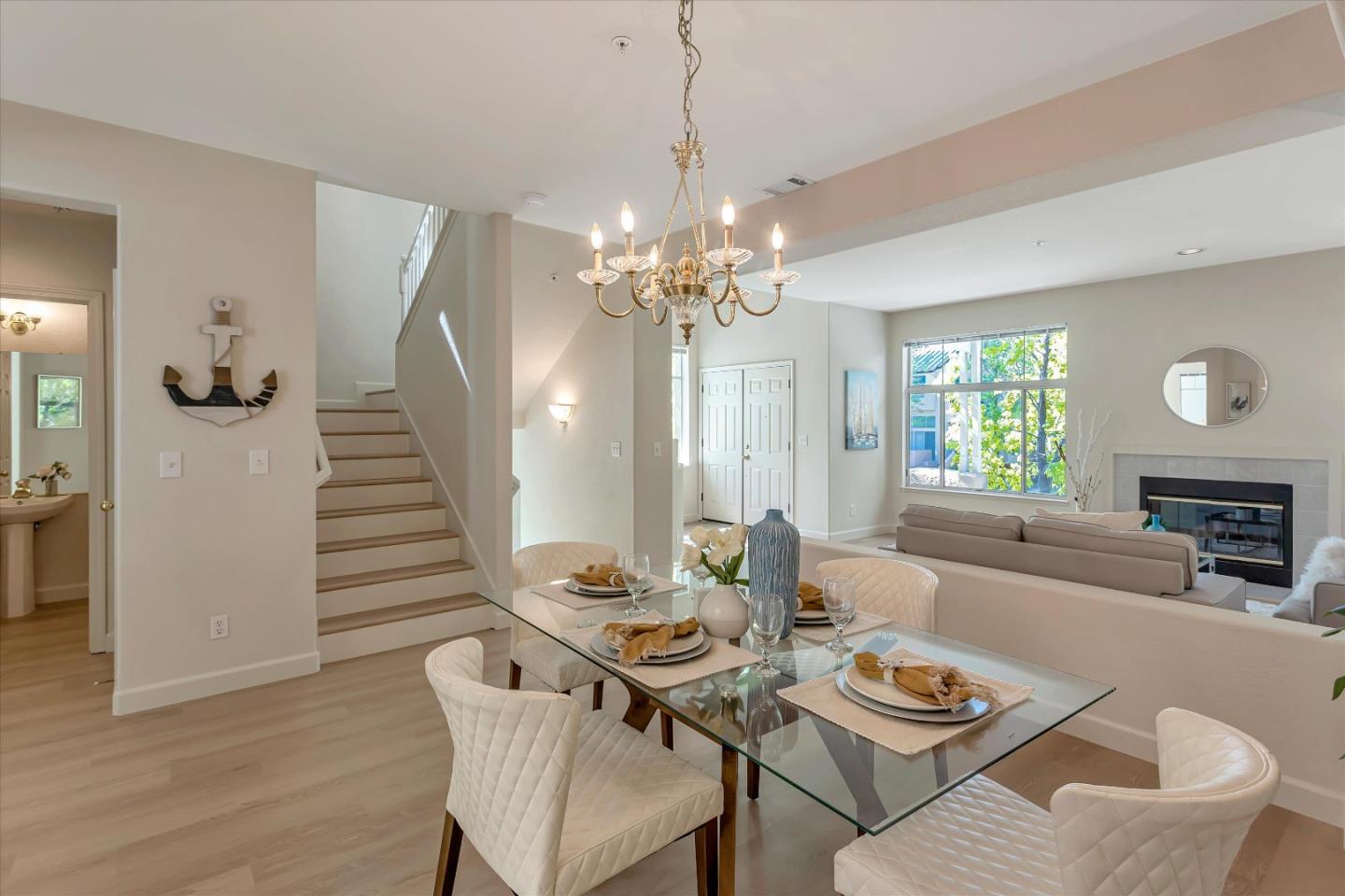 401 Camille CIR 11