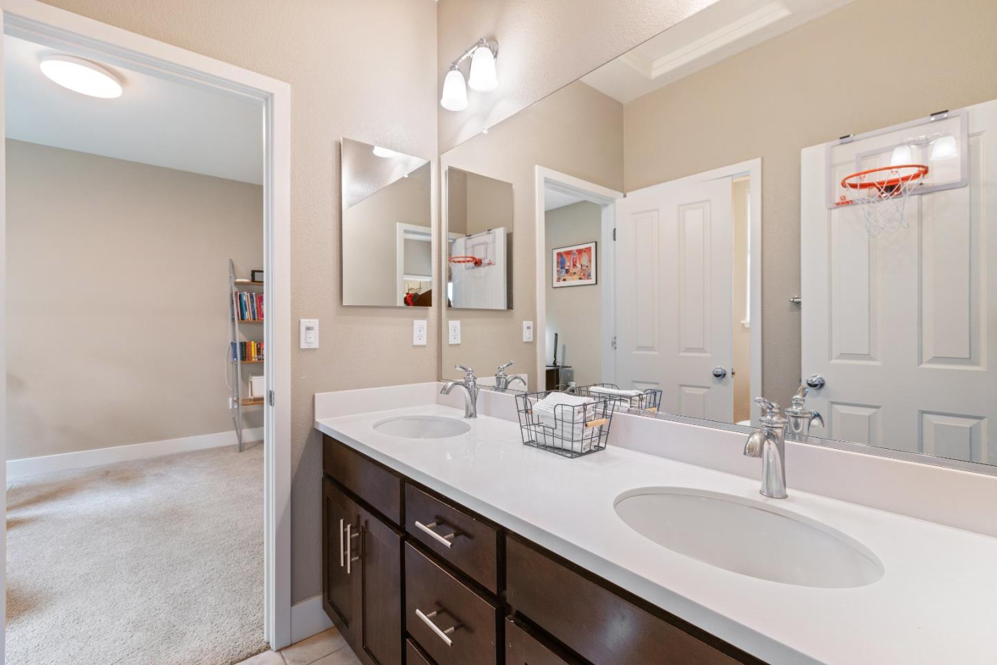 9820 Bobcat CT