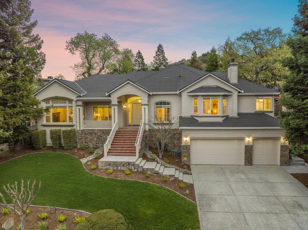 2360 Sunflower CIR
