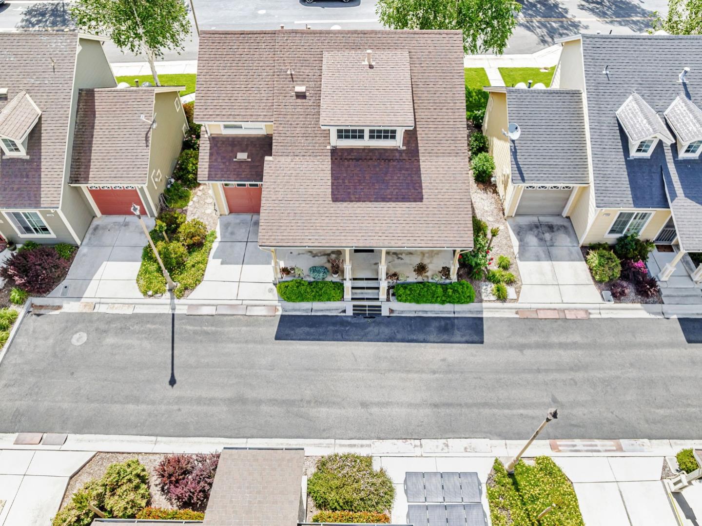 1554 Rosette WAY