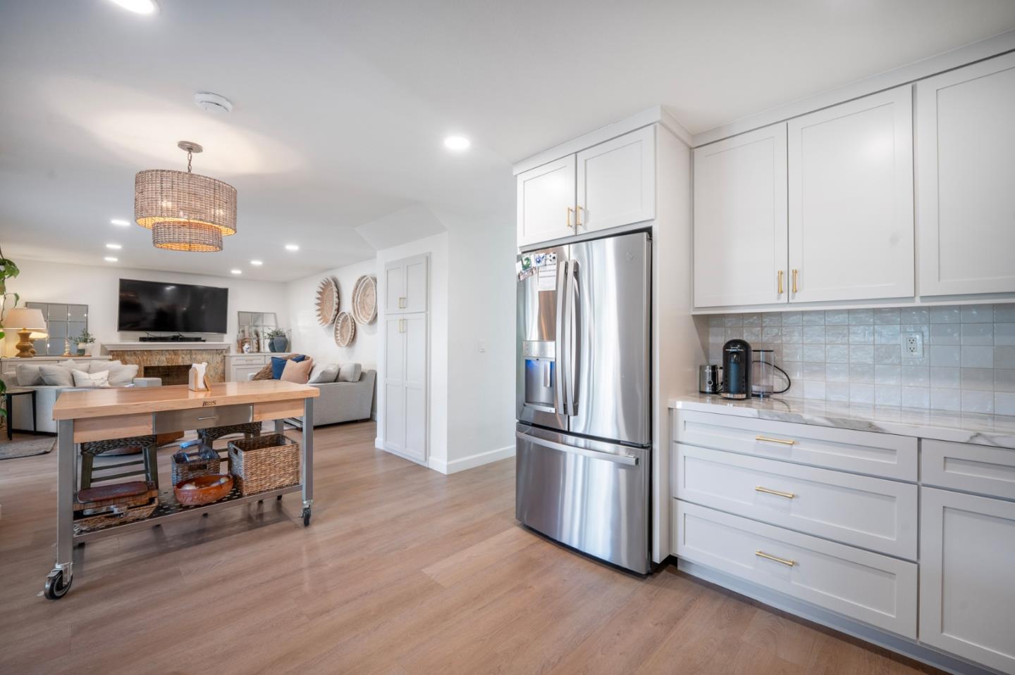 15605 La Mar Drive