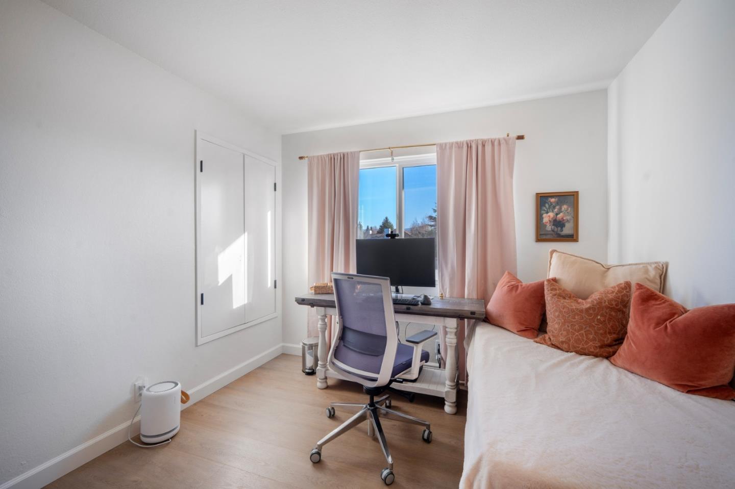 15605 La Mar Drive