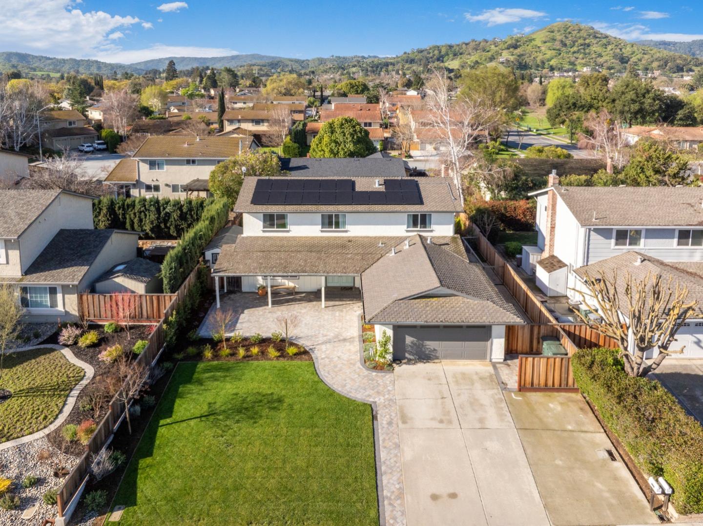 15605 La Mar Drive
