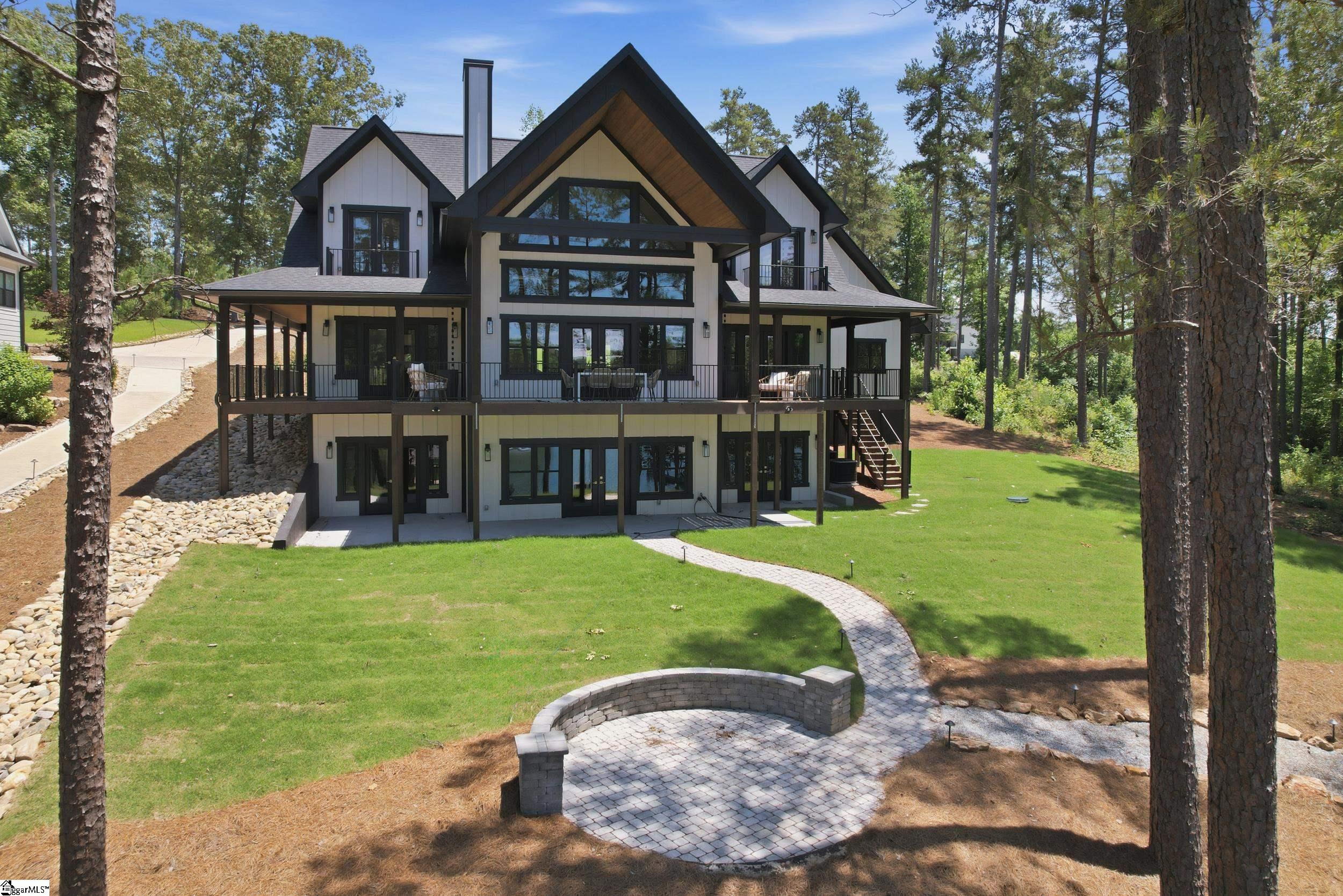 640 Crooked Trace Lane