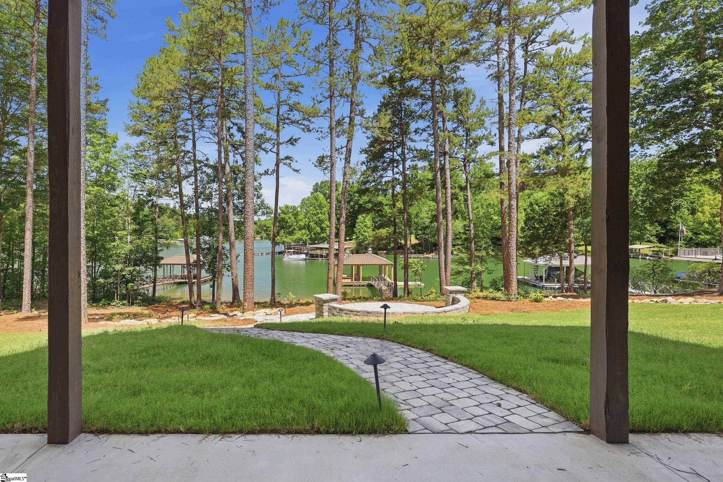 640 Crooked Trace Lane