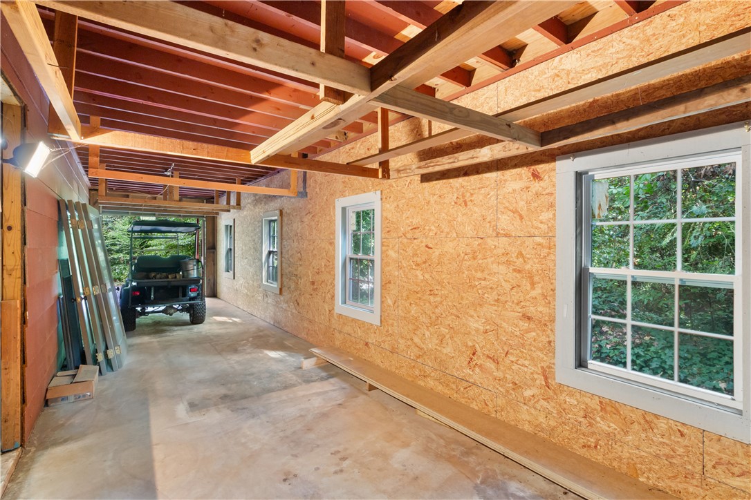 212 Middleton Shores Drive