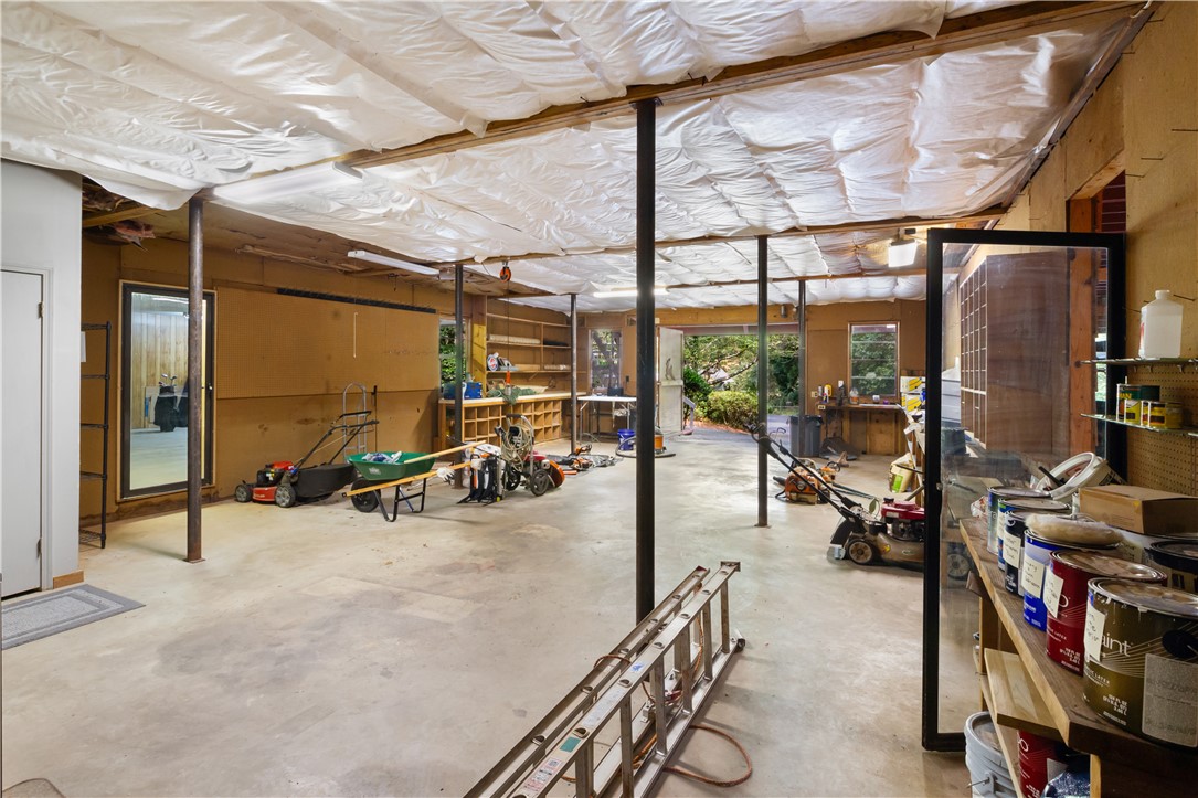 212 Middleton Shores Drive