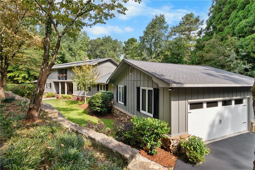 212 Middleton Shores Drive