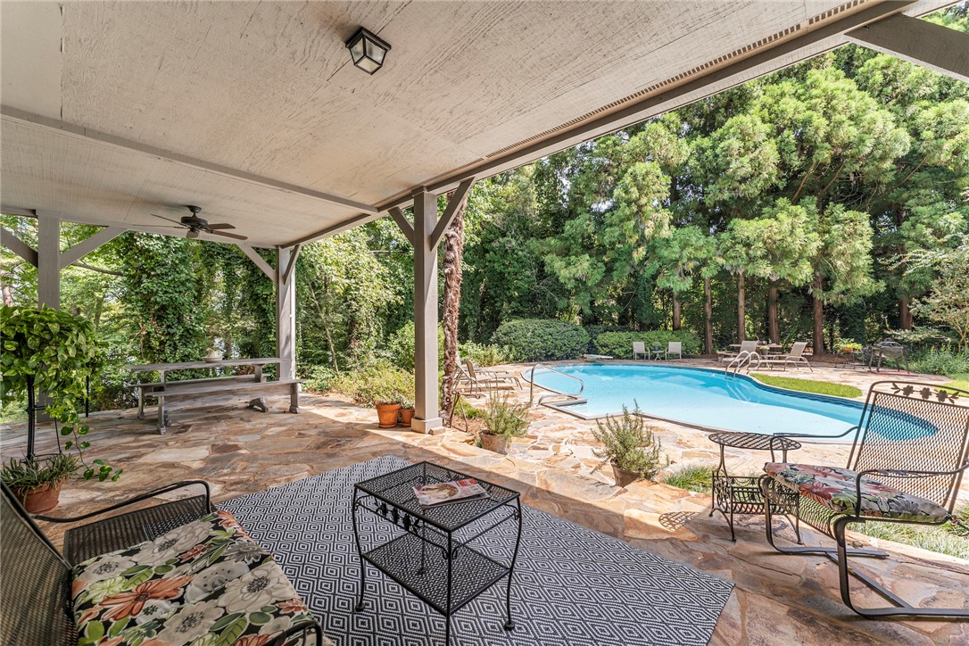 212 Middleton Shores Drive