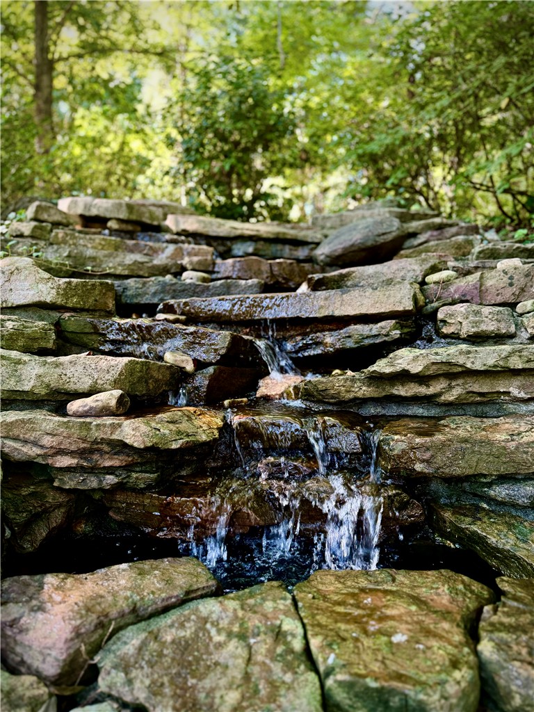 212 Middleton Shores Drive