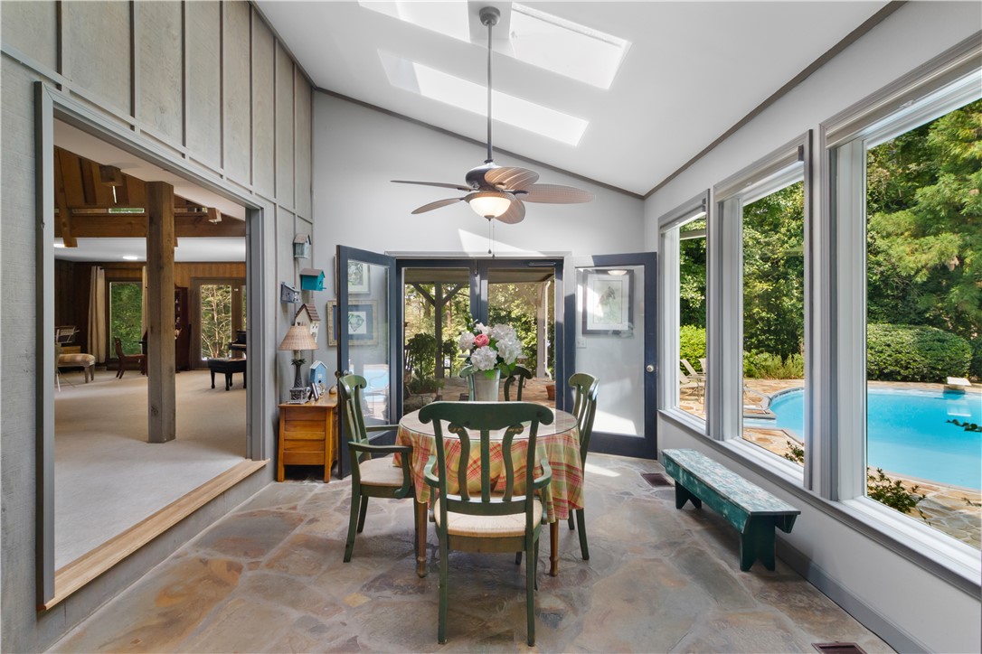 212 Middleton Shores Drive