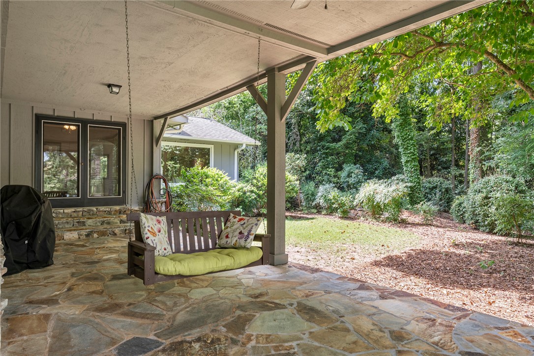 212 Middleton Shores Drive