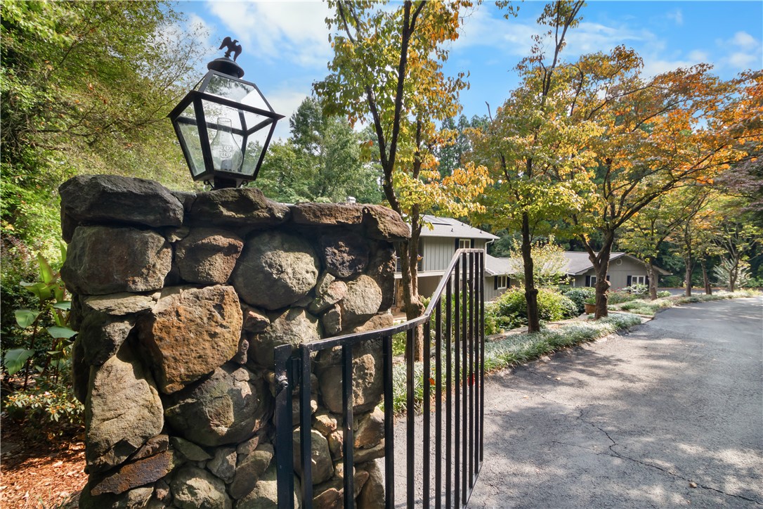 212 Middleton Shores Drive