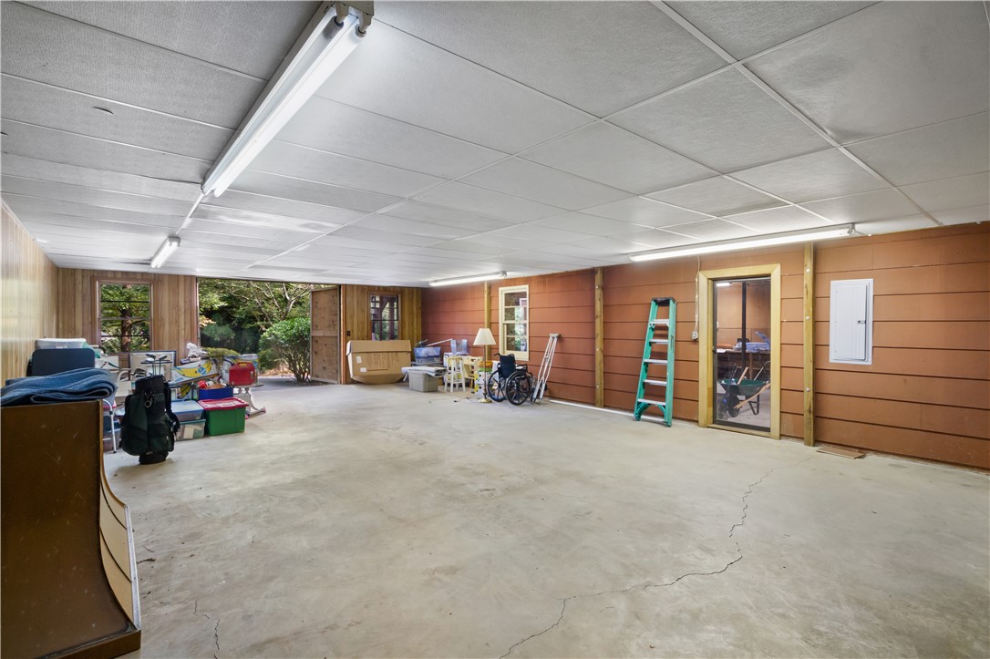 212 Middleton Shores Drive