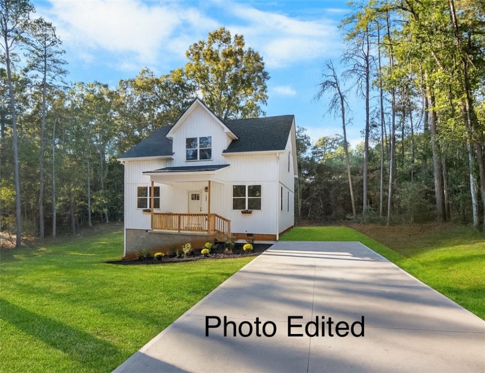 106 Summersweet Lane