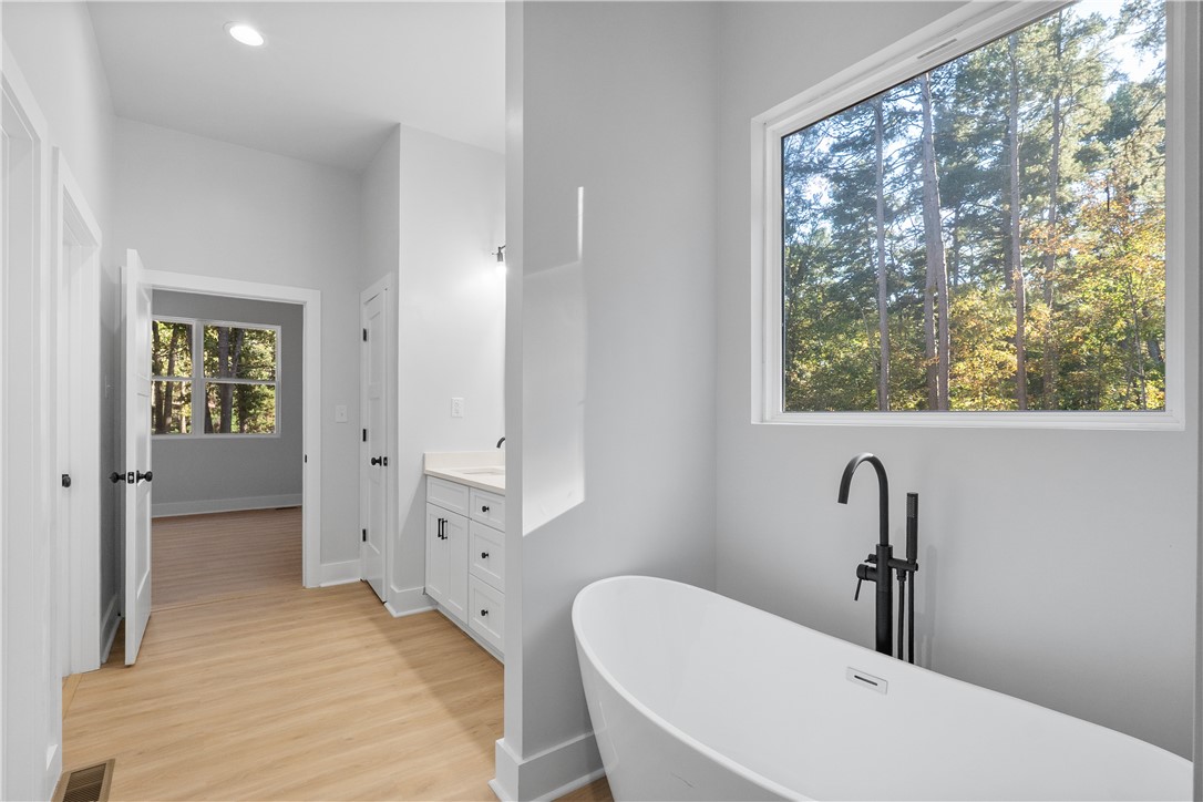 106 Summersweet Lane