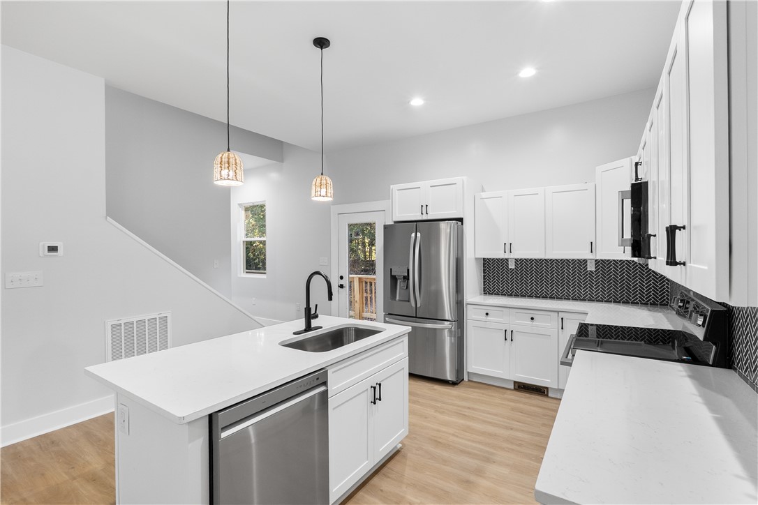 106 Summersweet Lane