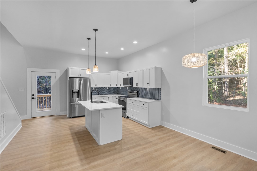 106 Summersweet Lane