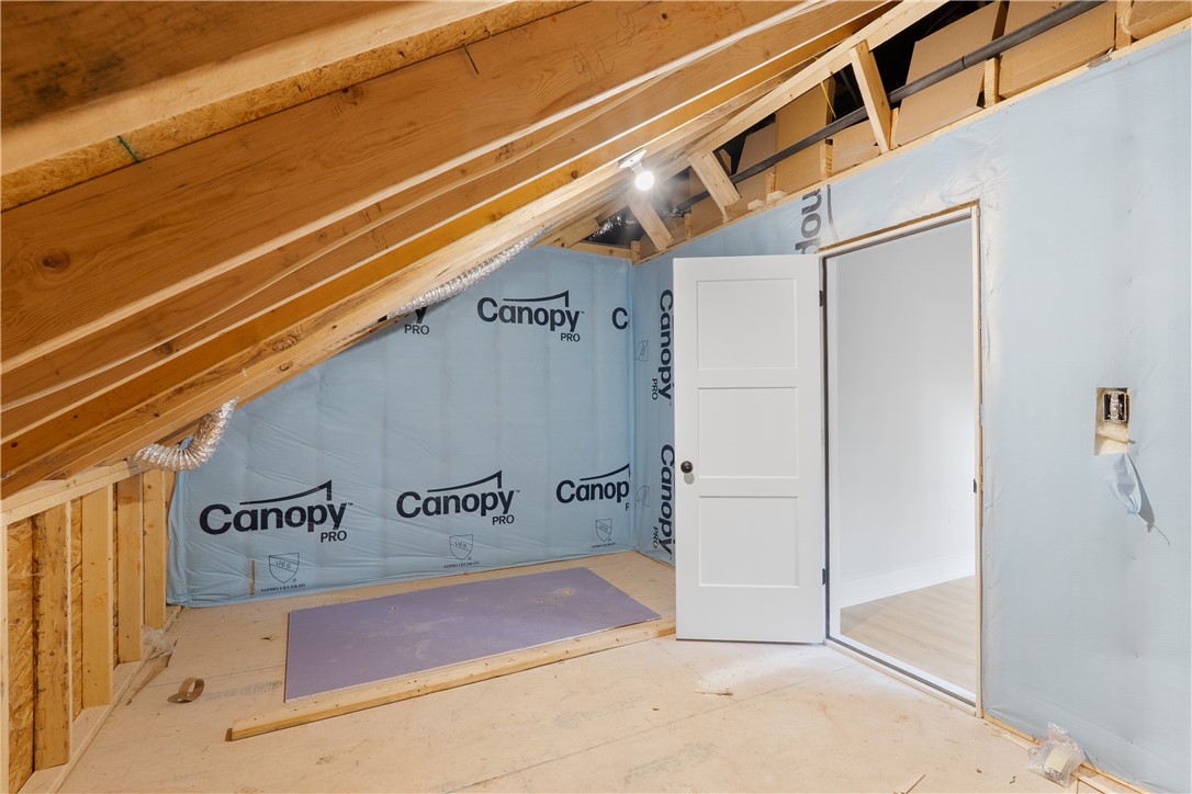 106 Summersweet Lane