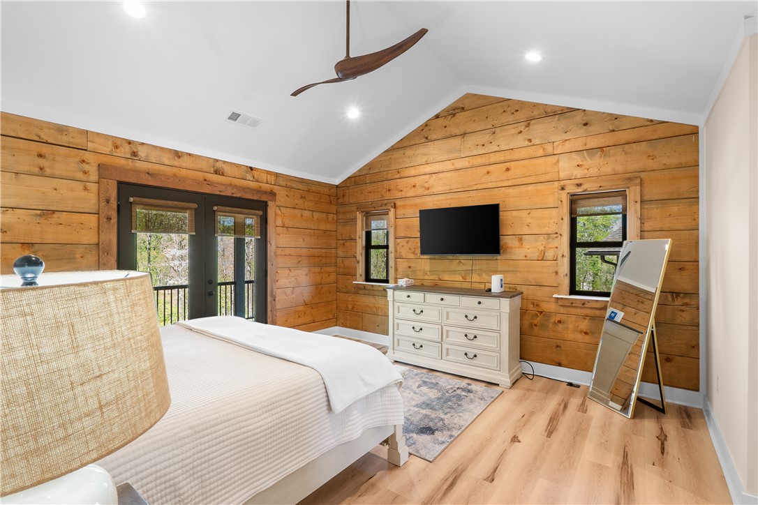 1111 Little River View Drive