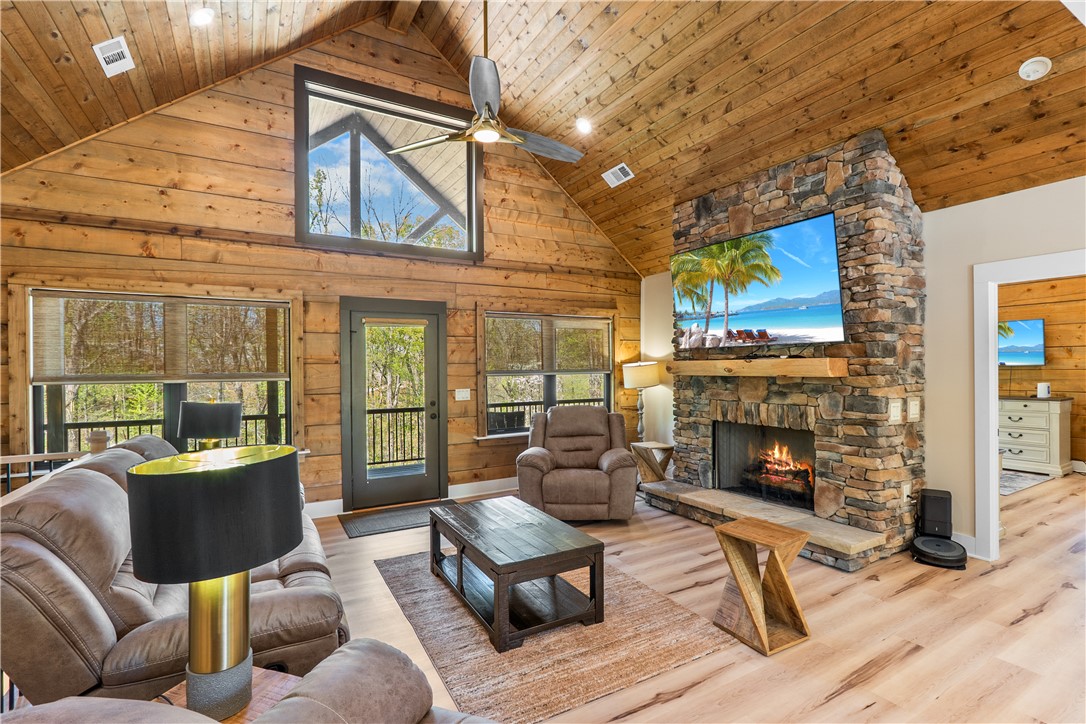 1111 Little River View Drive