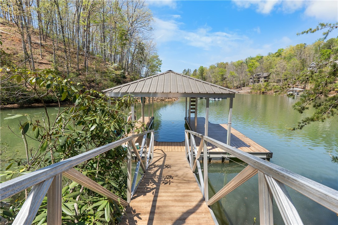 1111 Little River View Drive