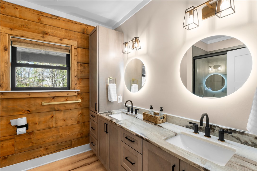 1111 Little River View Drive