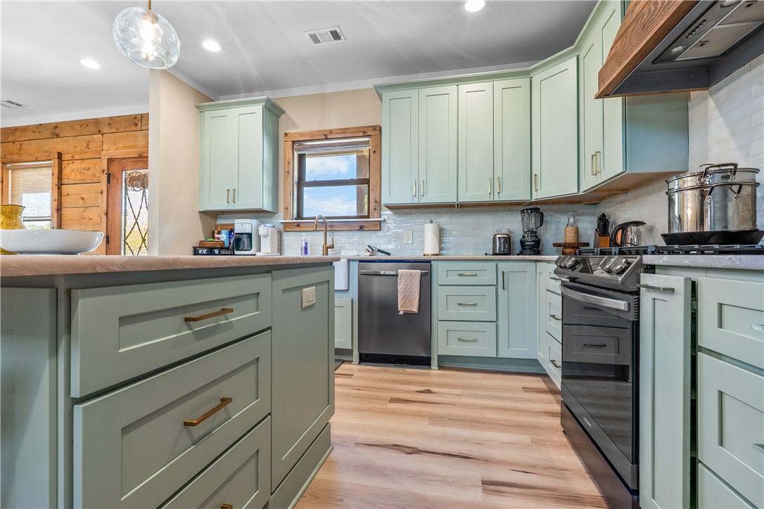 1111 Little River View Drive