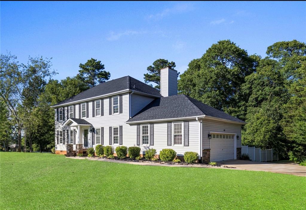 612 Walnut Way