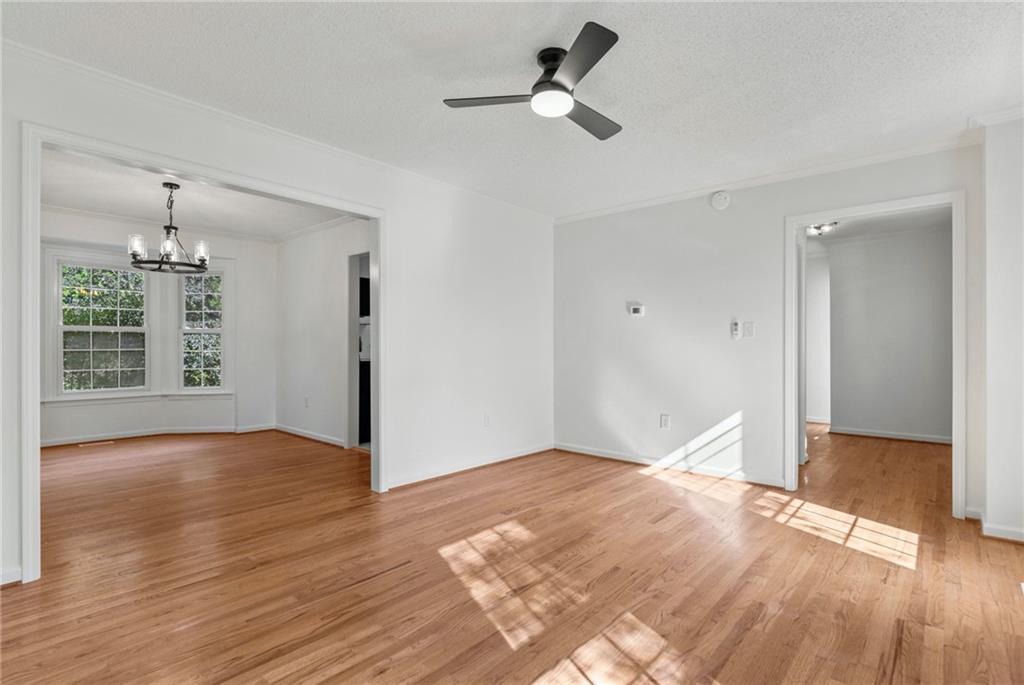 612 Walnut Way